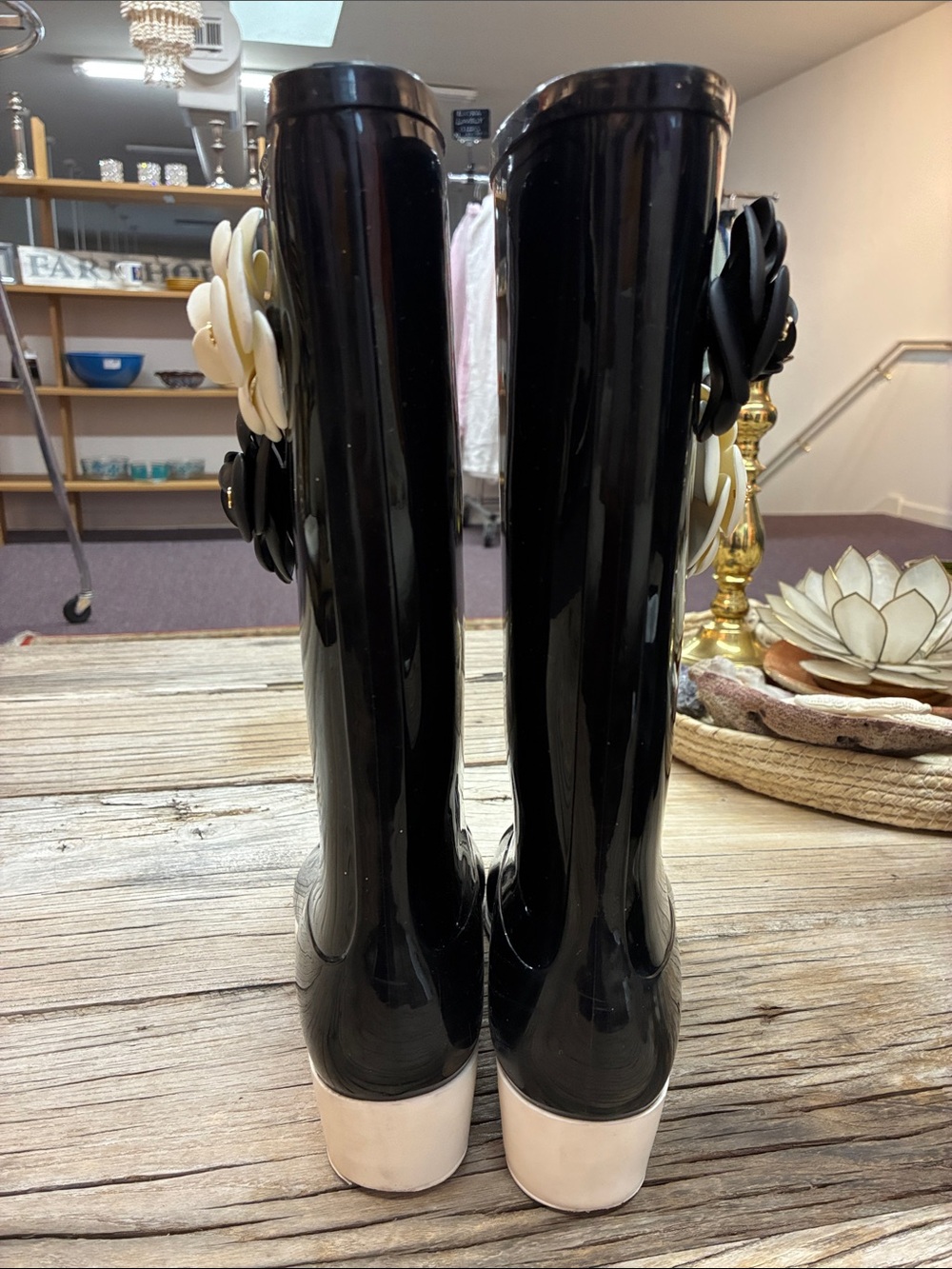 Chanel Black Rubber Camelia Rain Boots Glossy Size 39 - Picture 4 of 9